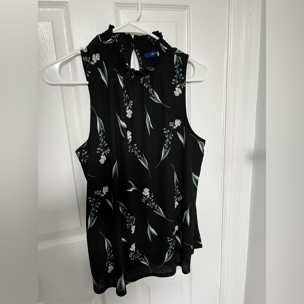 Black floral woman’s print top